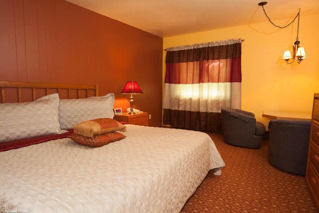 Valley Hi Motel